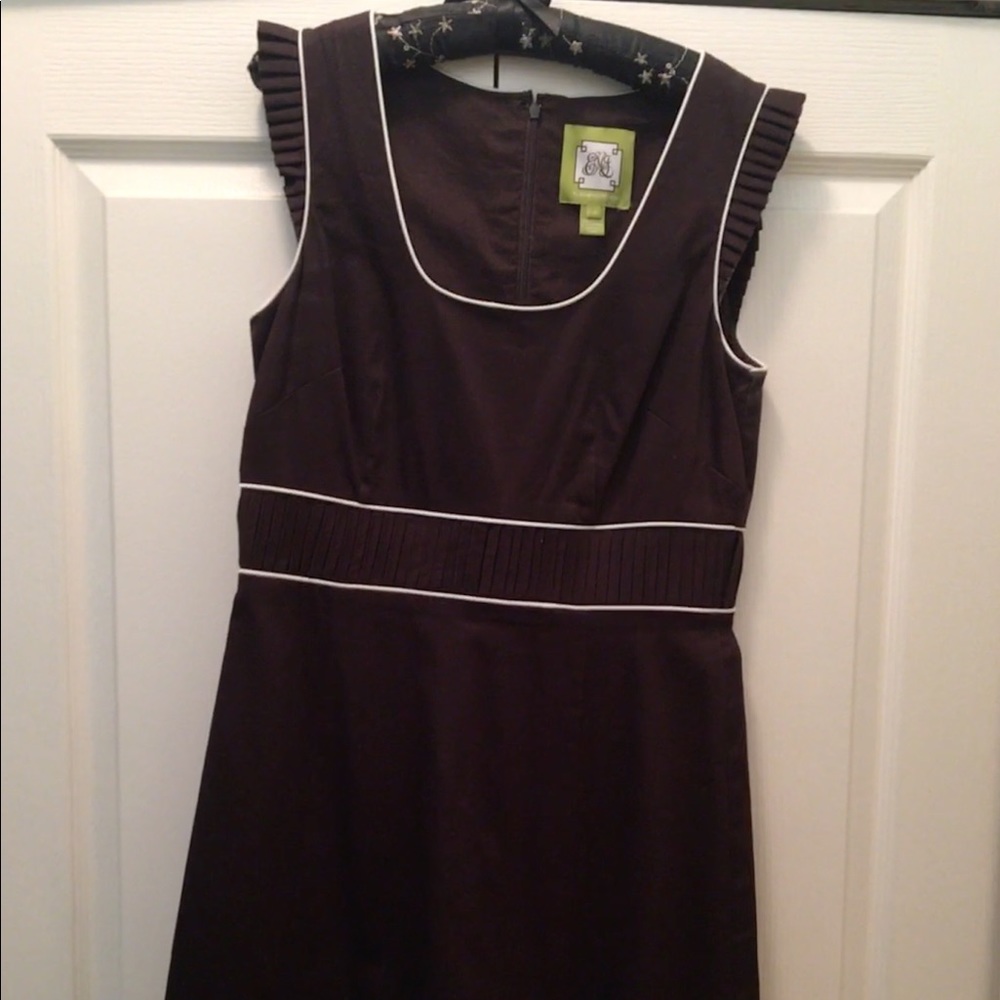 Elizabeth McKay brown sundress with cream piping